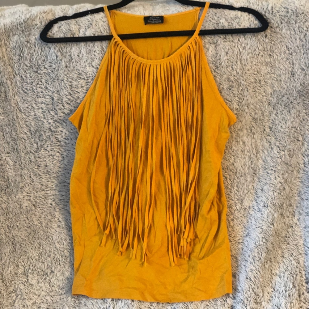 Yellow fringe tank